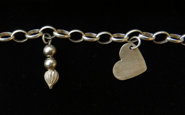 Hornbeam seed and hearts bracelet